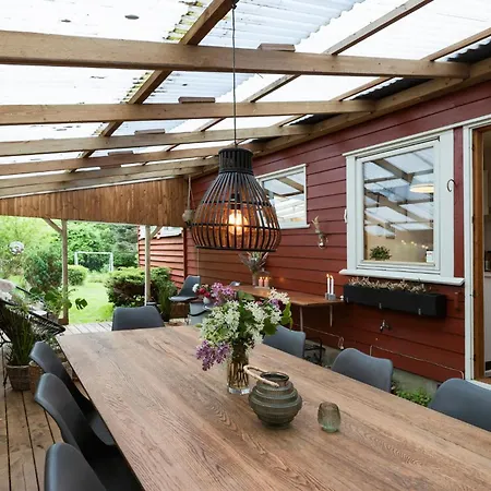 3 Bedroom Pet Friendly In Hundested