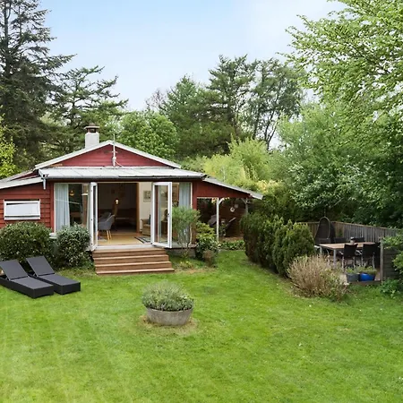 3 Bedroom Pet Friendly In