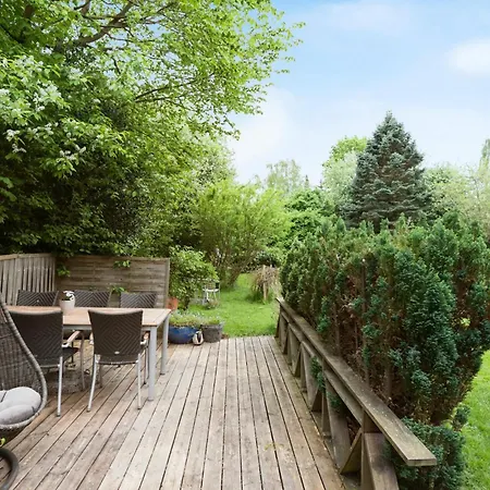 3 Bedroom Pet Friendly In