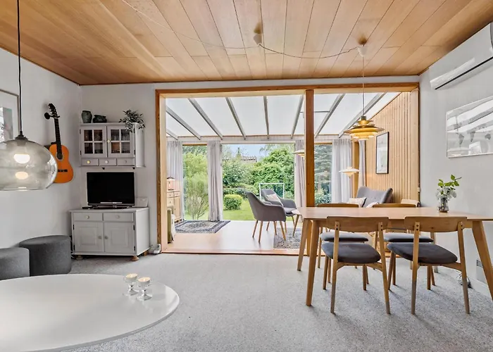 Semesterbostad Awesome In With Kitchen Hundested